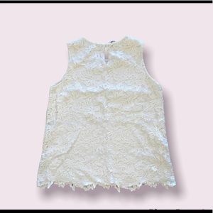 White sleeveless shirt